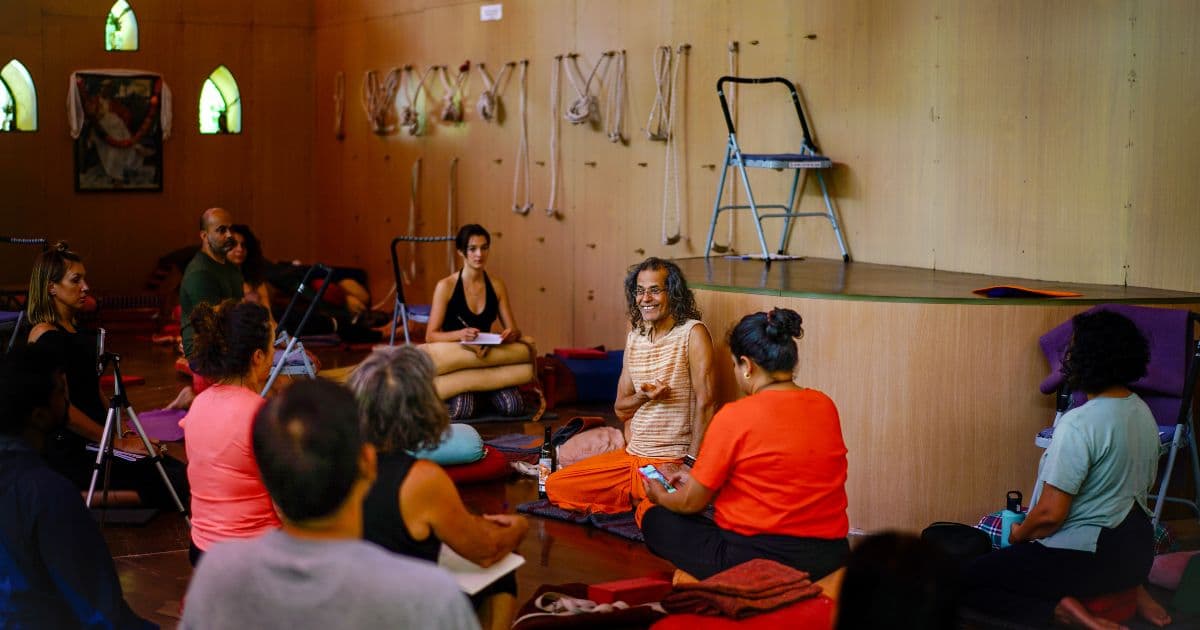 Take a yoga or meditation class in Dharamkot.