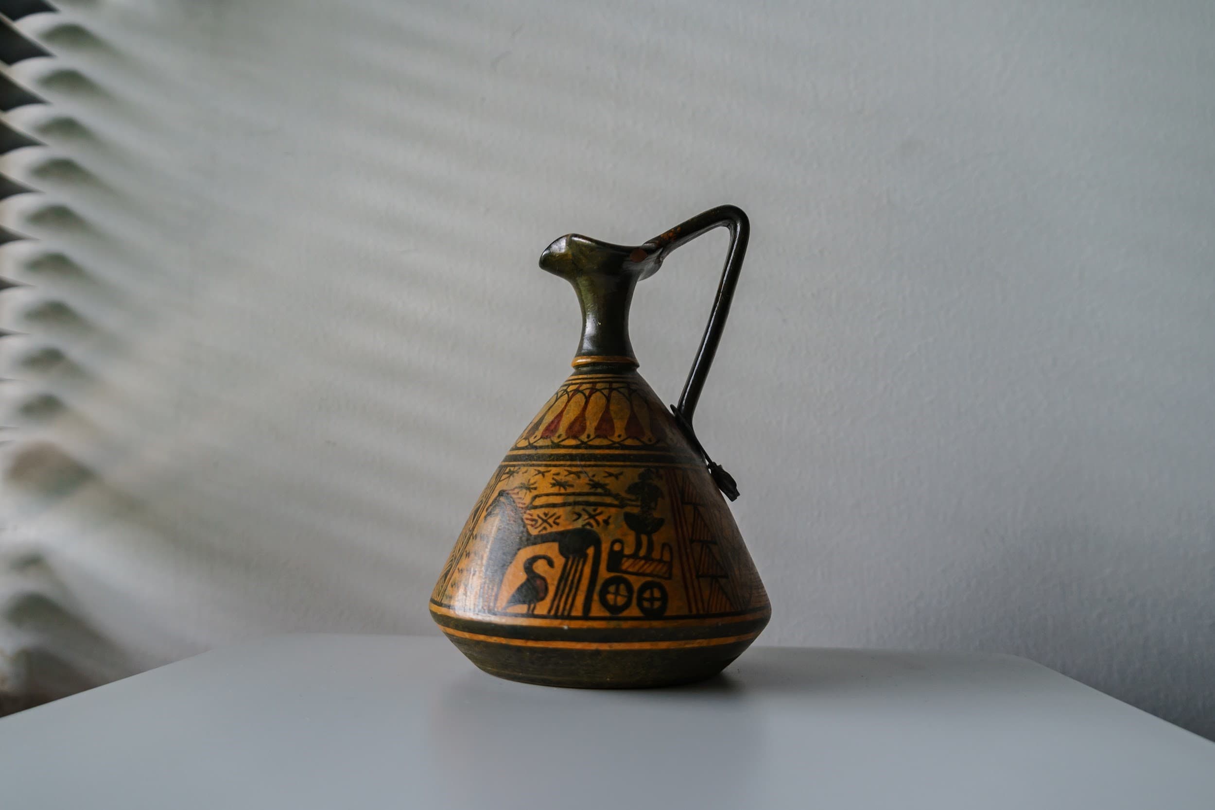 An engaging journey through India’s pottery culture.